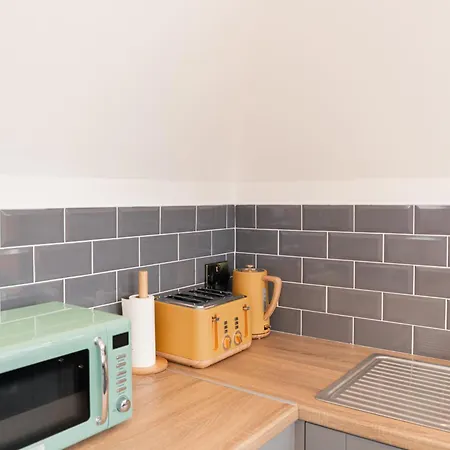 The Distillery Penthouse شقة