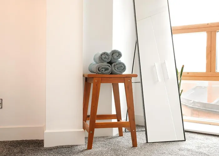 The Distillery Penthouse 아파트 *